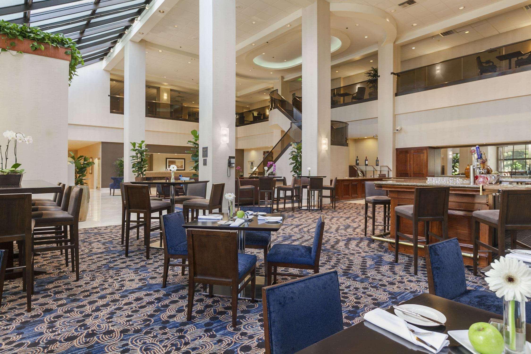Embassy Suites By Hilton Santa Clara Silicon Valley Екстериор снимка