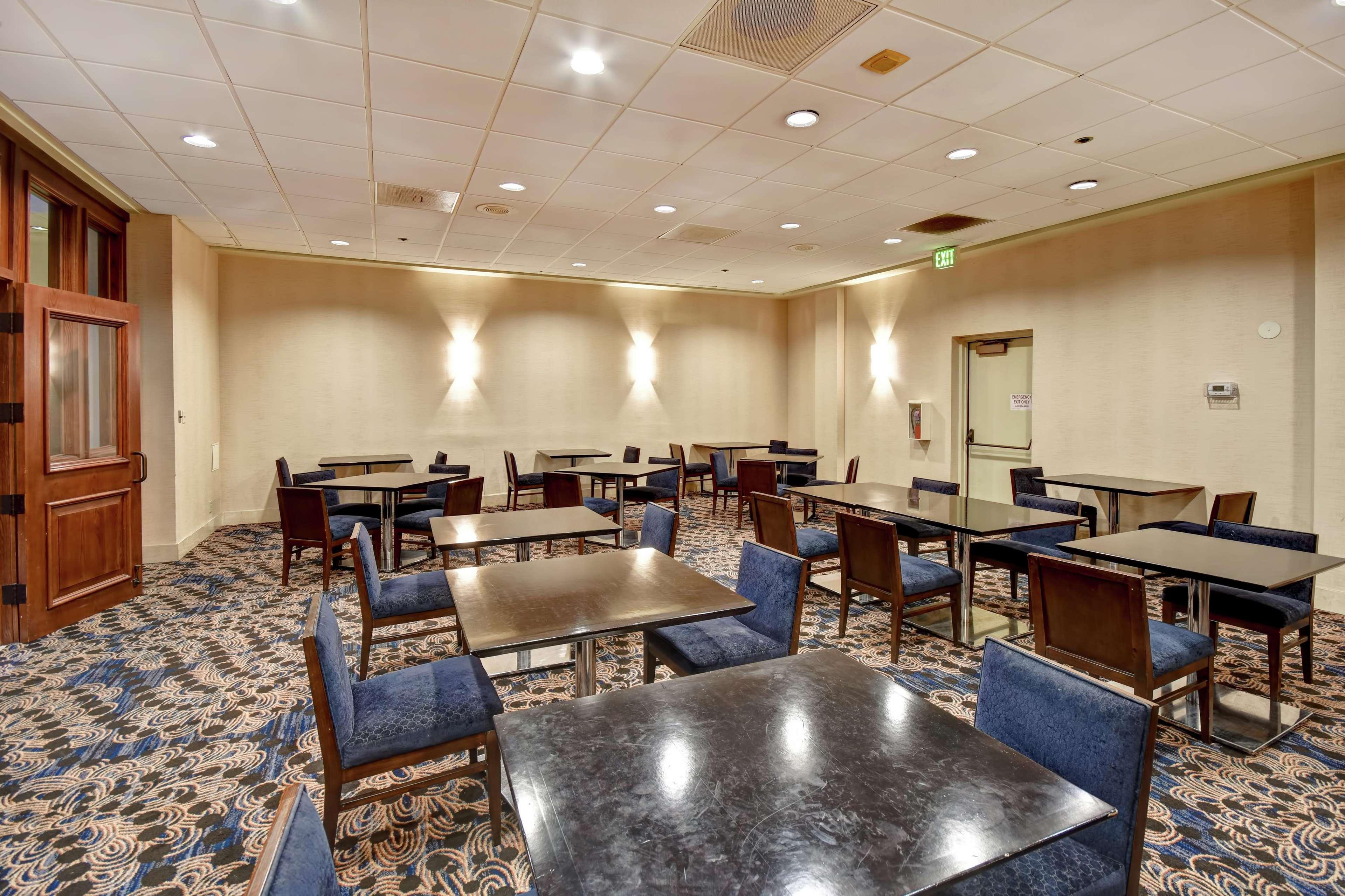 Embassy Suites By Hilton Santa Clara Silicon Valley Екстериор снимка